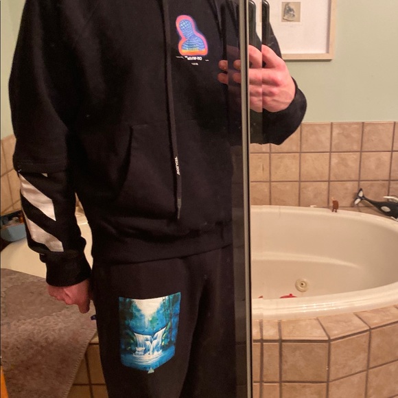 Meet your Posher, Dan - Picture 1 of 1